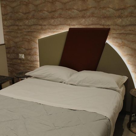 Apartment Miki - Mauro Macchi 91 Milan Luaran gambar